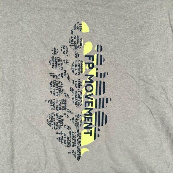 Free People Movement Inspire Logo Sage Green Crop T-shirt S NWT $48 - Picture 3 of 9